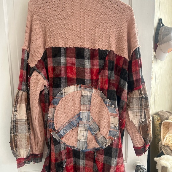 POL Tops - POL Pink, Red and Black Knit Cardigan